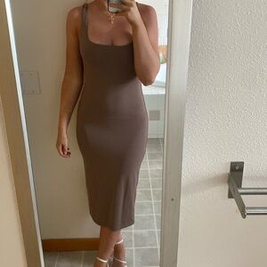 Aritzia Midi Dress